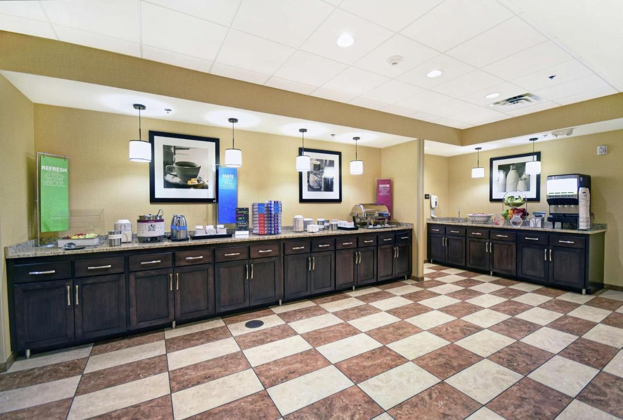 Hampton Inn & Suites Milwaukee/Franklin Franklin  Exteriér fotografie